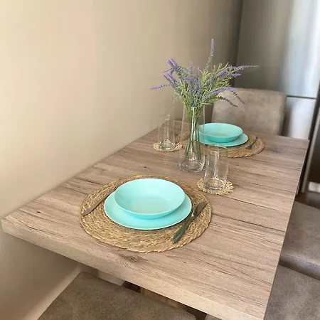 Catina's Apartmán Burgas City